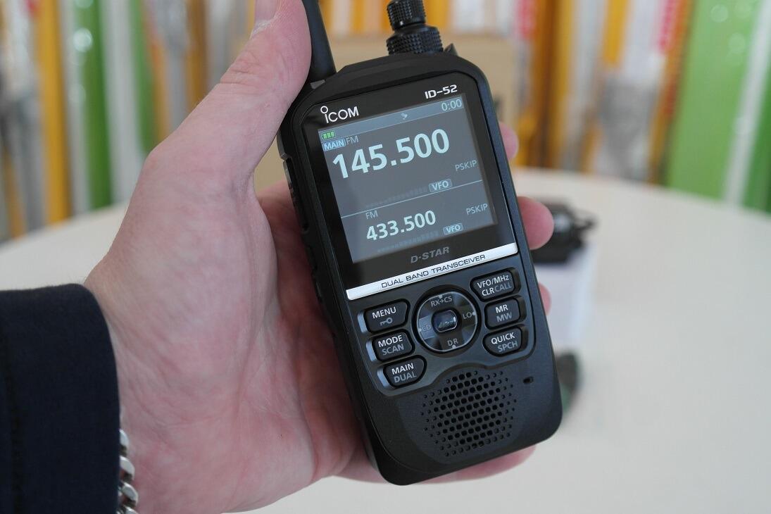 Second Hand ID52A Dual Band D Star Handheld Transceiver