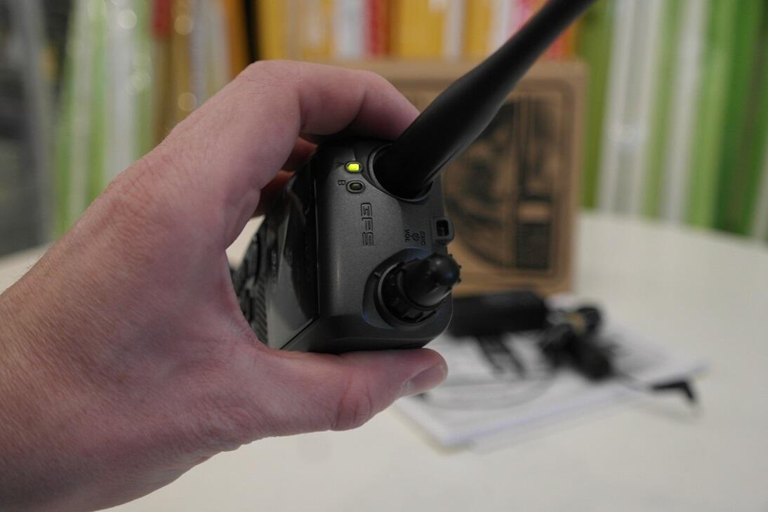 Second Hand Kenwood THD72E Dualband Handheld With GPS RW