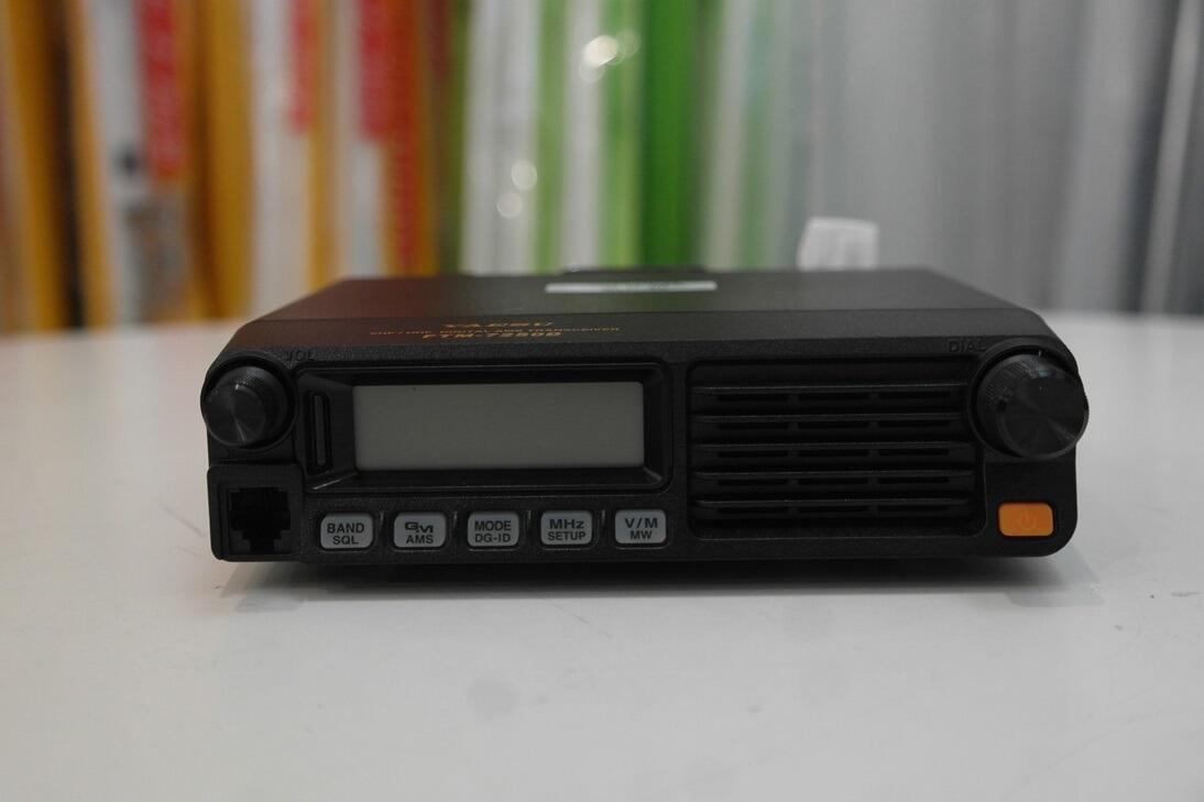 Second hand yaesu ftm-7250 dual band c4fm fusion transceiver - rw