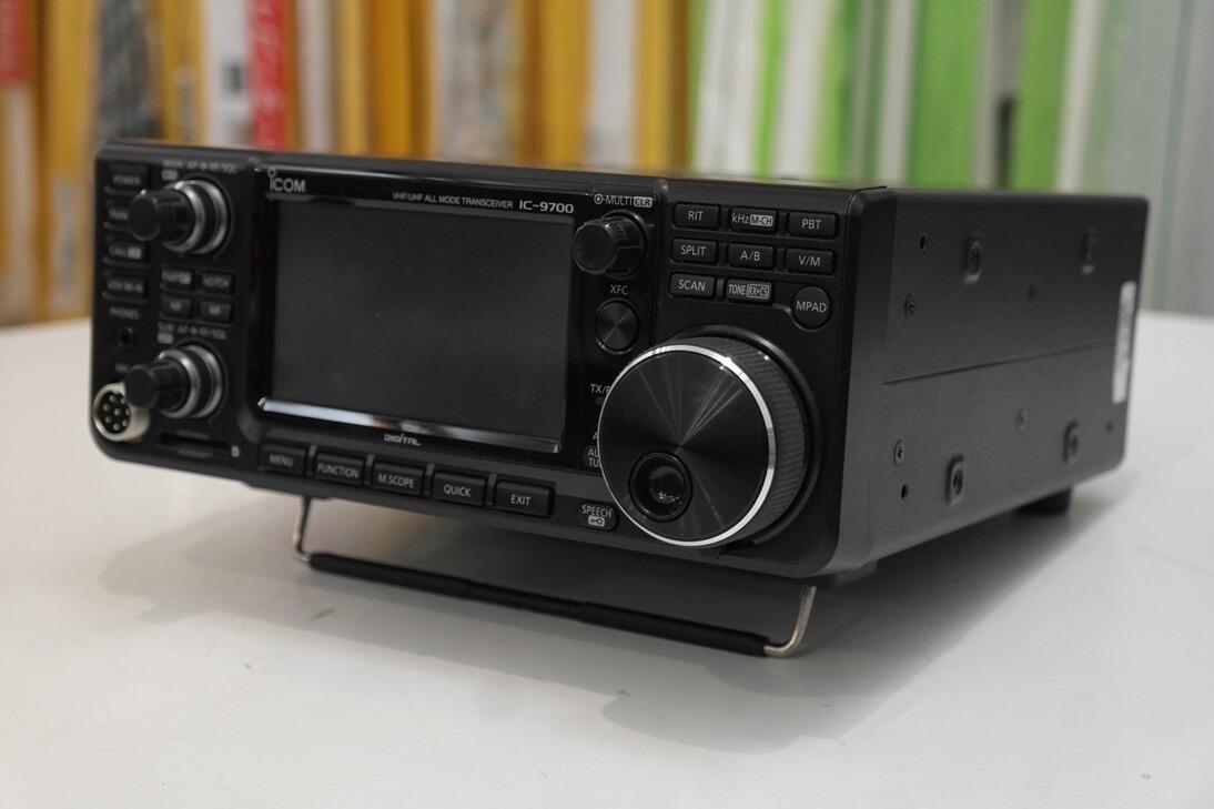 Second Hand Icom Ic Dual Band Vhf Uhf Transceiver Radioworld Uk