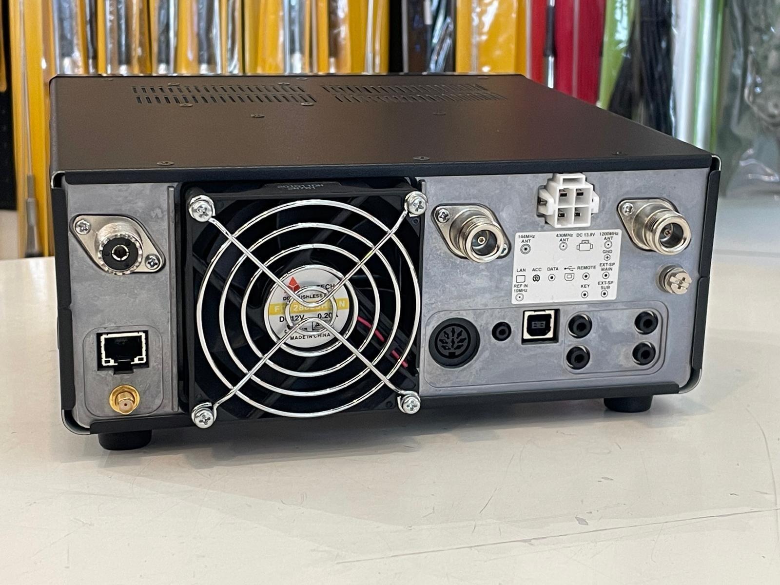 Second Hand Icom IC-9700 Dual Band VHF UHF Transceiver - Radioworld UK