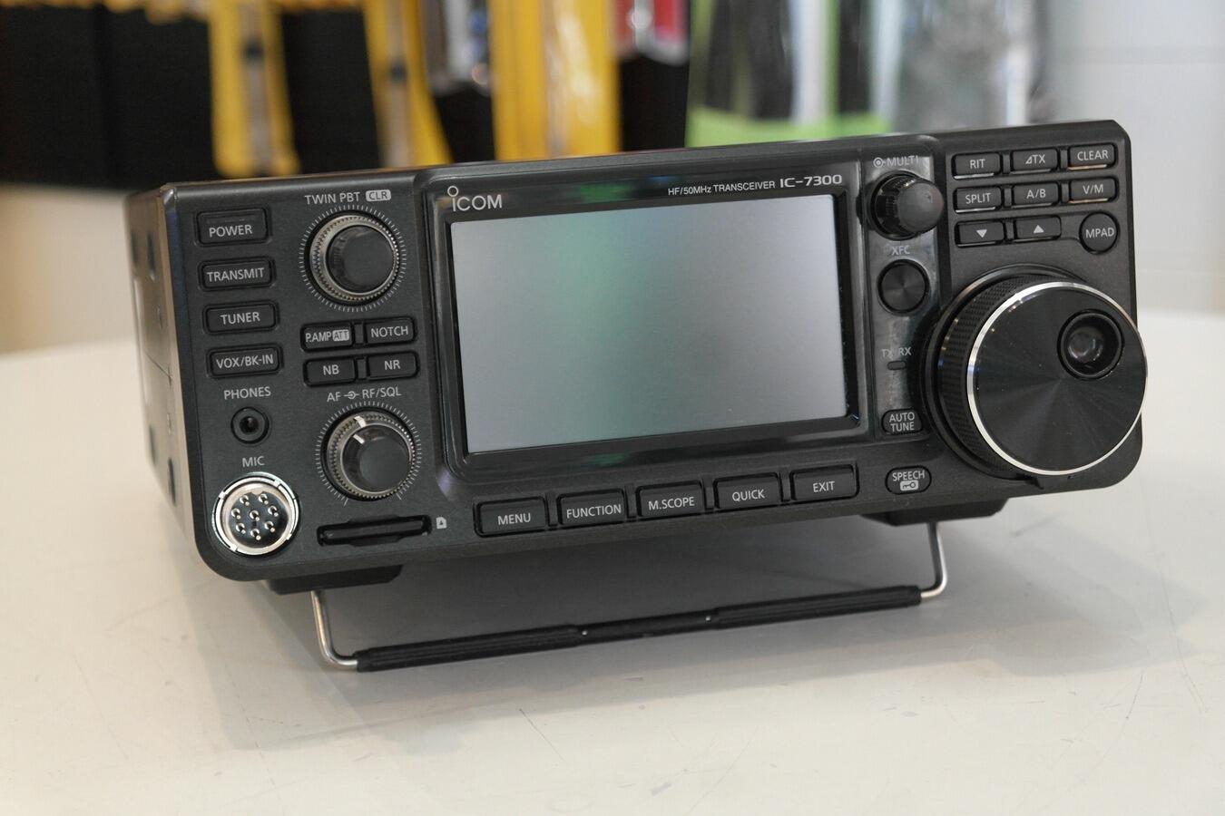 Second Hand Icom IC‑7300 HF/50MHz SDR Transceiver – 100W, Touch Screen ...