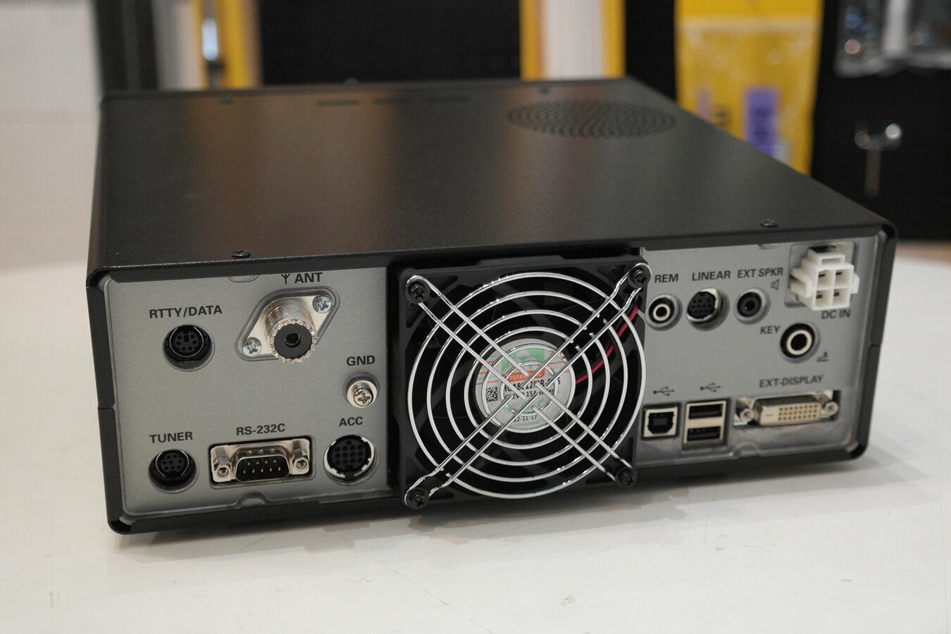 Yaesu FTDX10 HF and 6 metre transceiver display interface