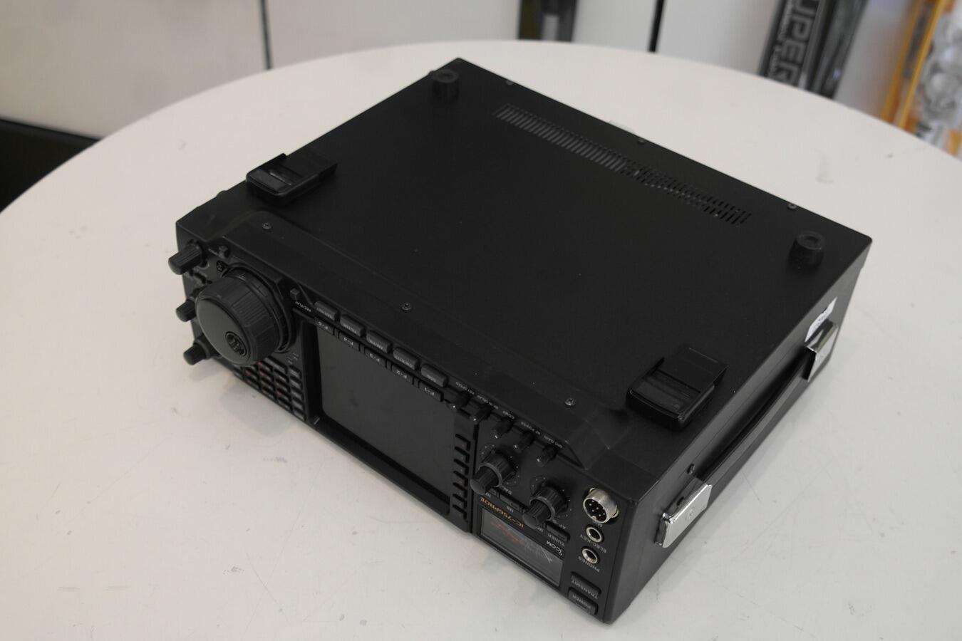 Second hand icom ic-756proii hf transceiver with band scope