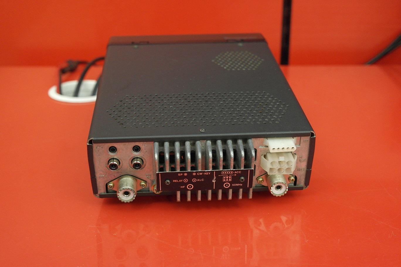 Second Hand Alinco DX70TH HF & 6m Transceiver Radioworld UK
