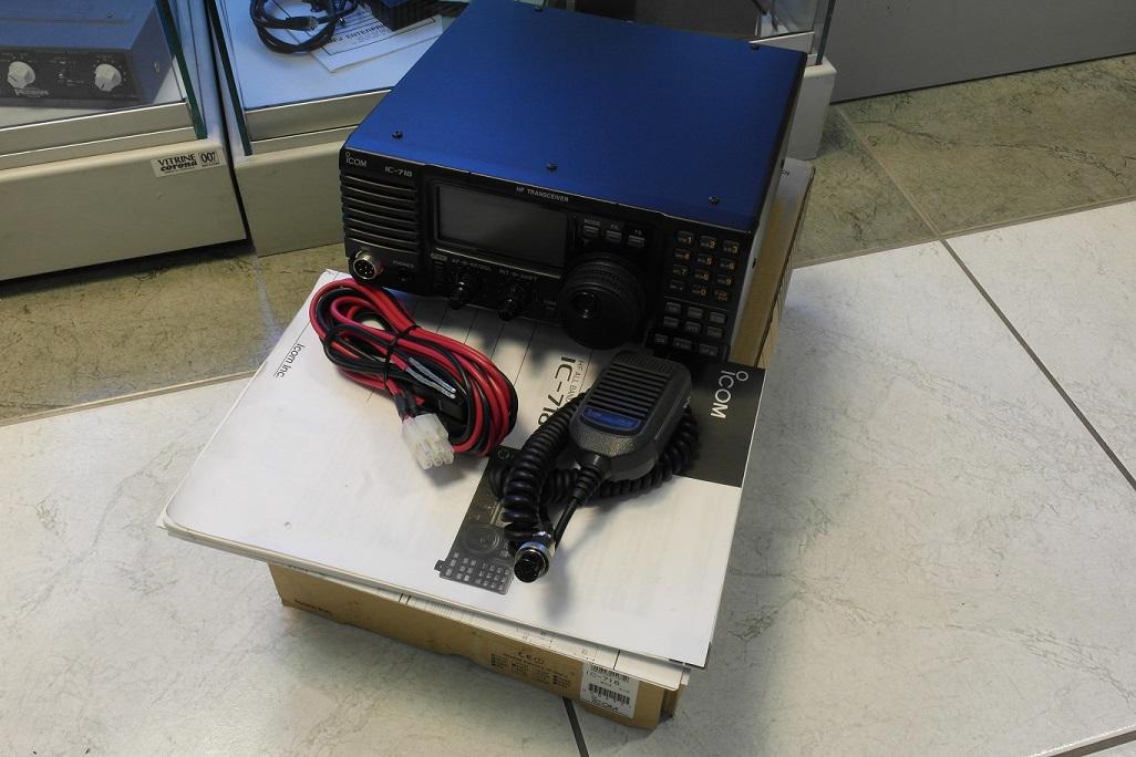 Second Hand IC718 HF Transceiver radioworld