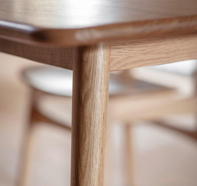 oak spindle back and legs dining chairs with soft curved ergonomic seat