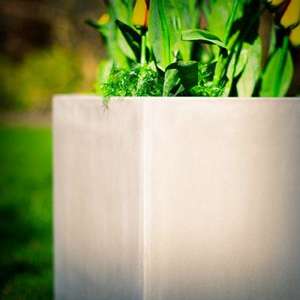 concrete_fibreglass_planters_cubes_garden_outdoor_modern_stone_kent_uk