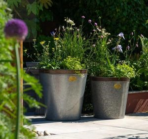 metal zinc garden planters for patio outdoor planting premium grade keswick large