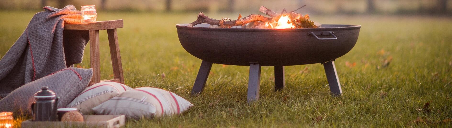 Modern Steel Garden Fire Bowl in 3 Sizes