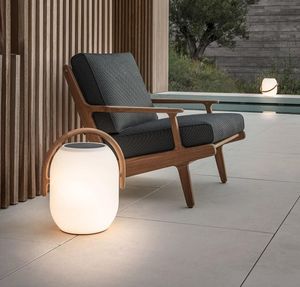 premium quality garden lighting lantern ambient lights outdoor patio gloster solar lamp