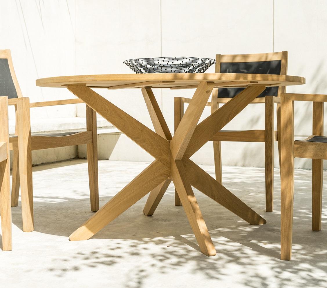 wood_round_patio_garden_dining_table_textilene_armchairs_outdoor_modern