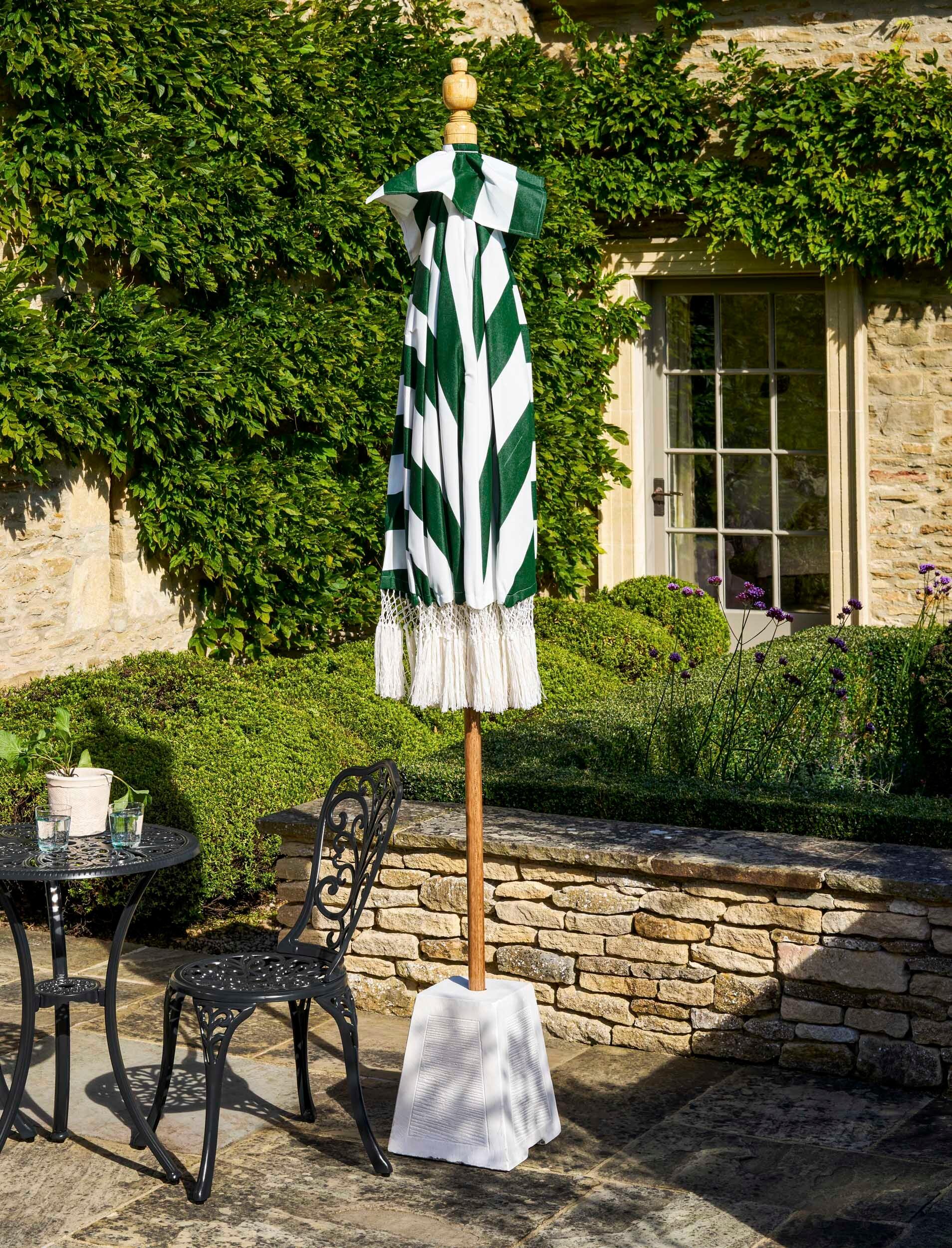 parasol outdoor garden umbrella base summerleaze green and white stripe