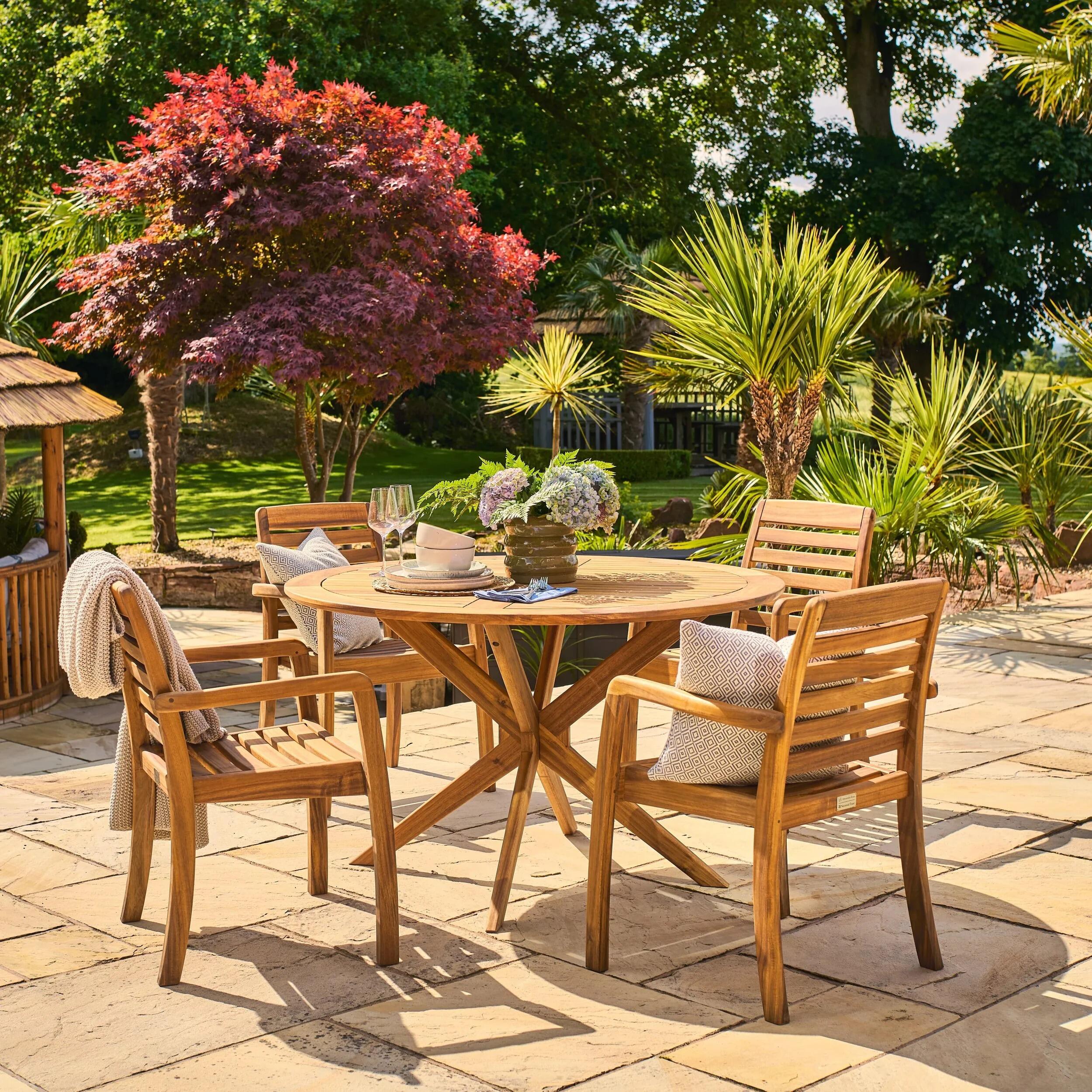 Garden Dining Set, 4 Seater with 125 cm Round Table and 4 Stacking ...
