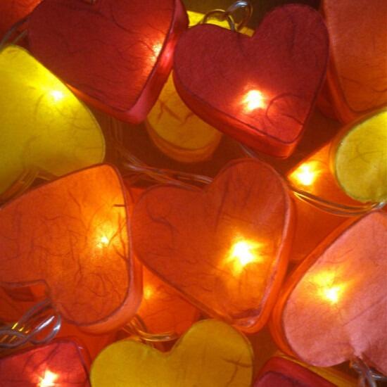 Hearts - 20 LED Lamp Garland - Fire Tones close up