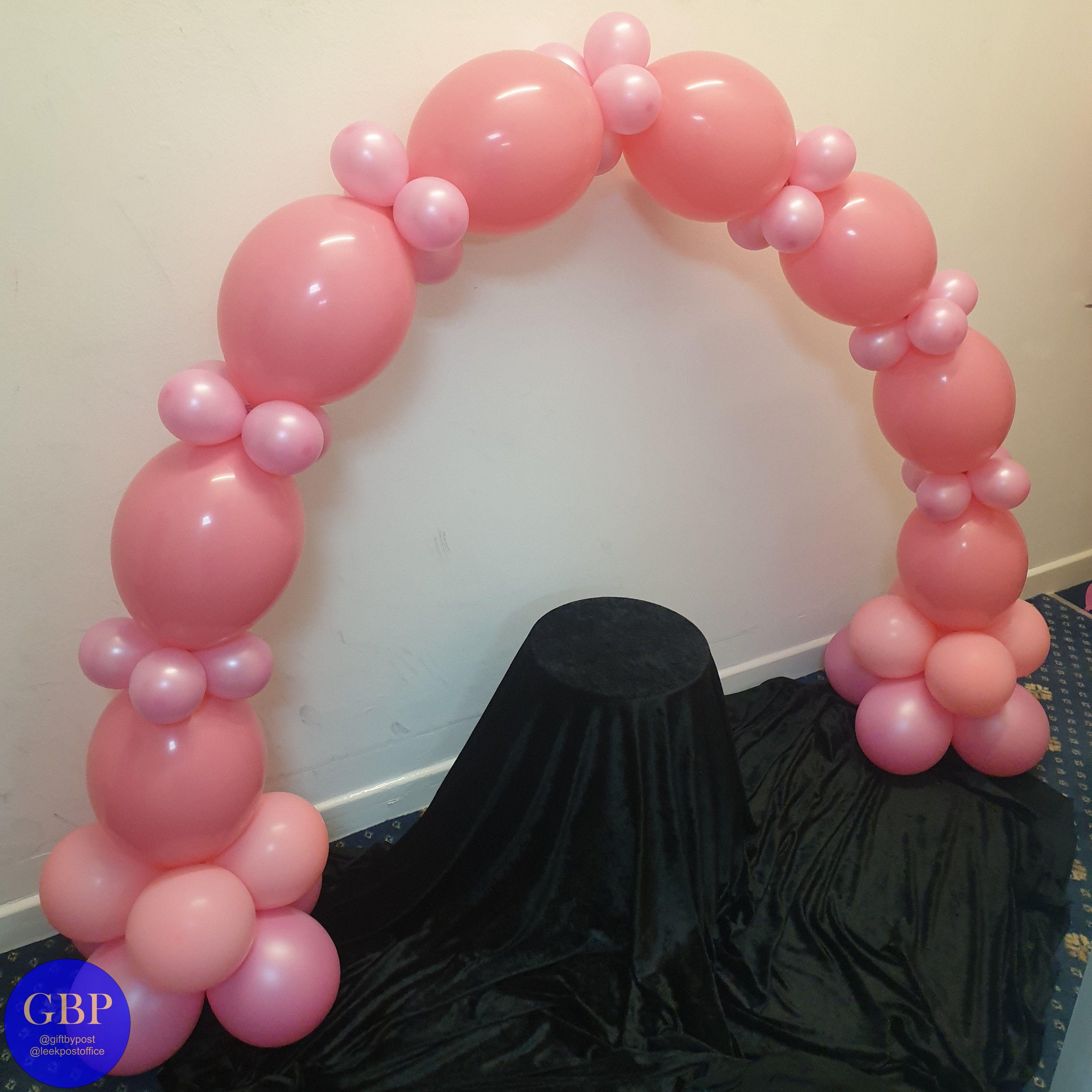 pink link balloon arch