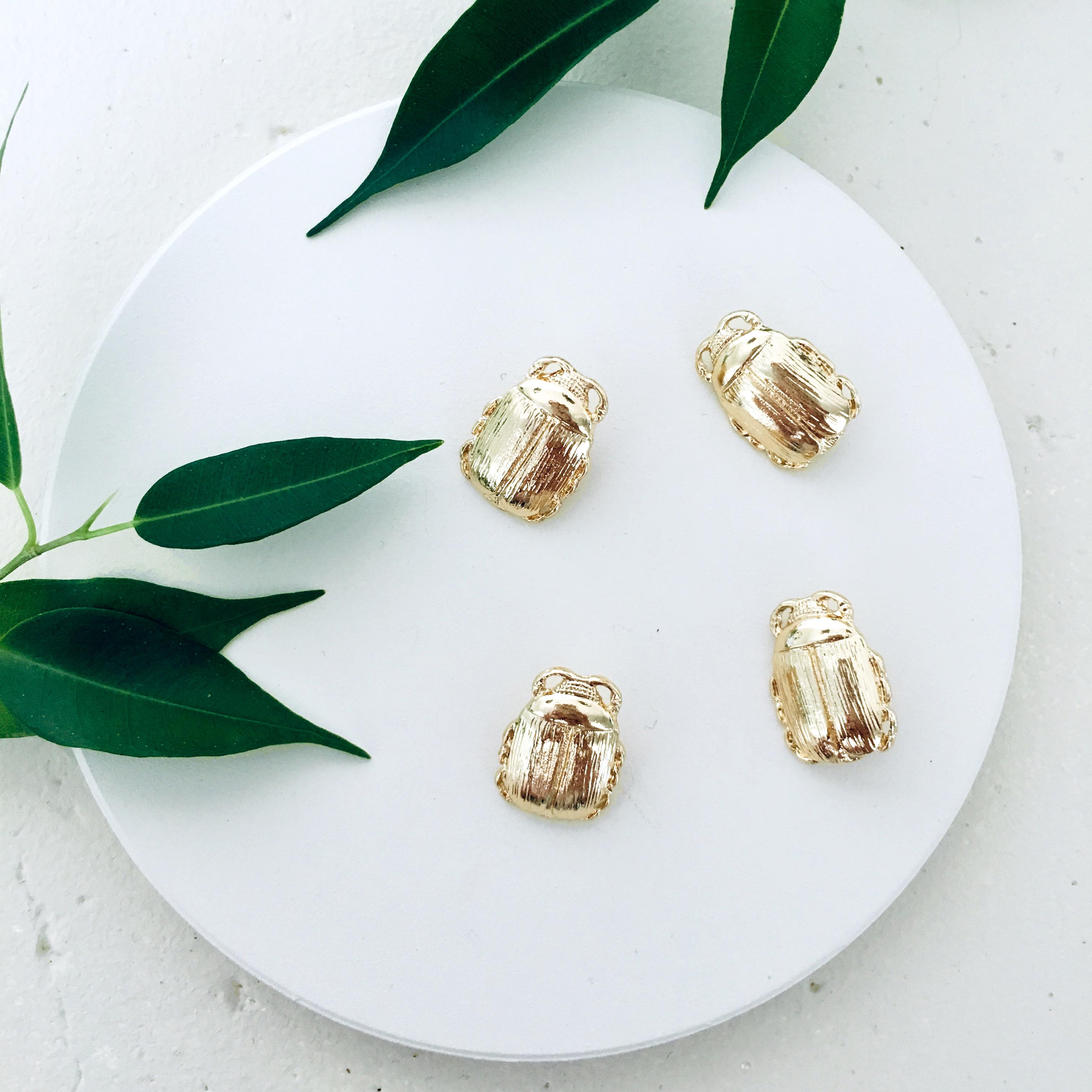 Menagerie - Gold Beetle Buttons