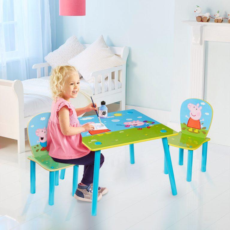 PEPPA PIG TABLE & CHAIRS IMG 2