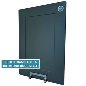 PHOTO EXAMPLE: OF A RICHMOND DOOR-STYLE