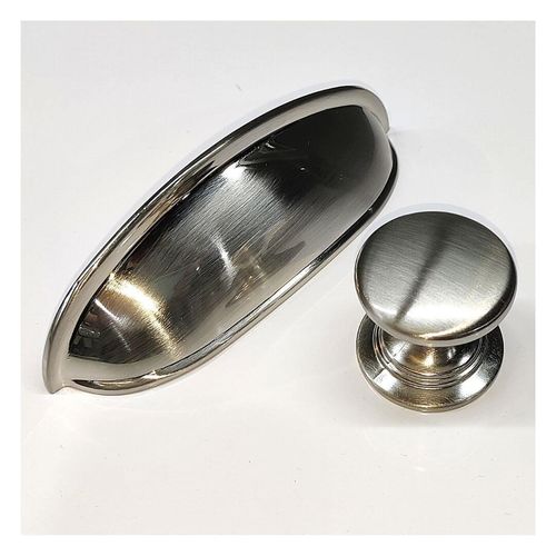 SATIN CHROME KNOB & SHELL HANDLE