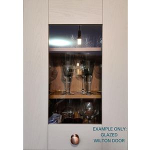 EXAMPLE OF A WILTON OAKGRAIN GLAZED CABINET DOOR