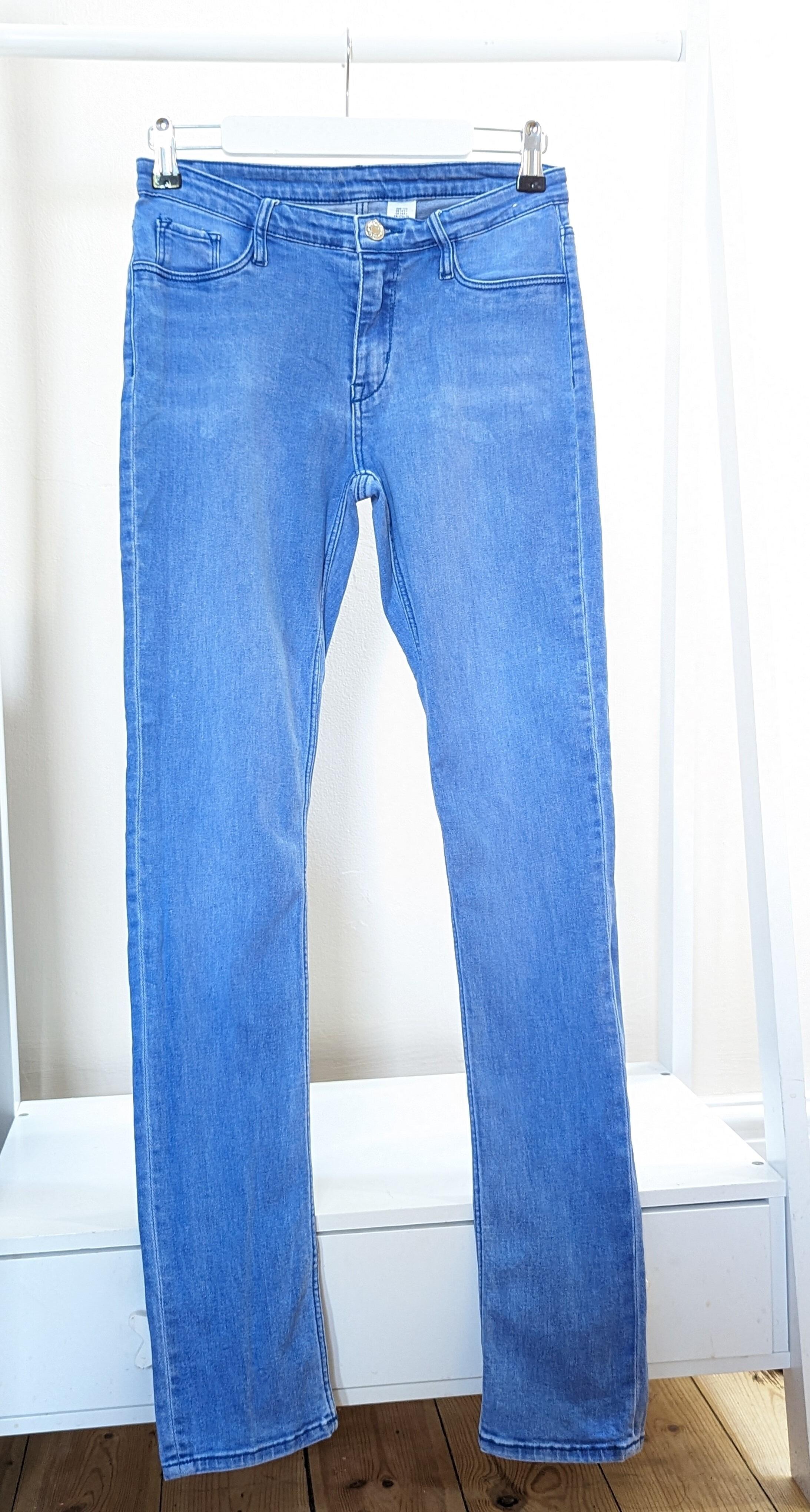 H&m hotsell jeans uk