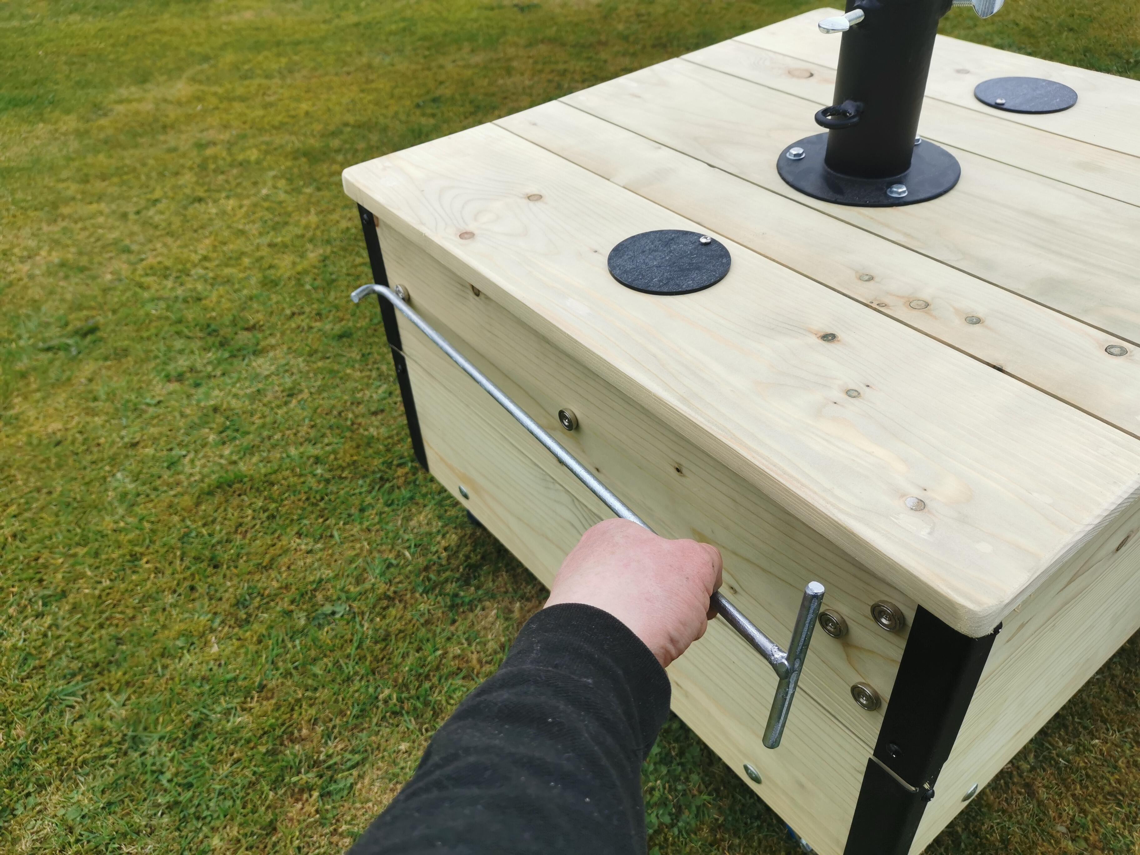 Cloth Line Base Rotary Clothes Line Base Fully Mobile 100kg Water or Sand