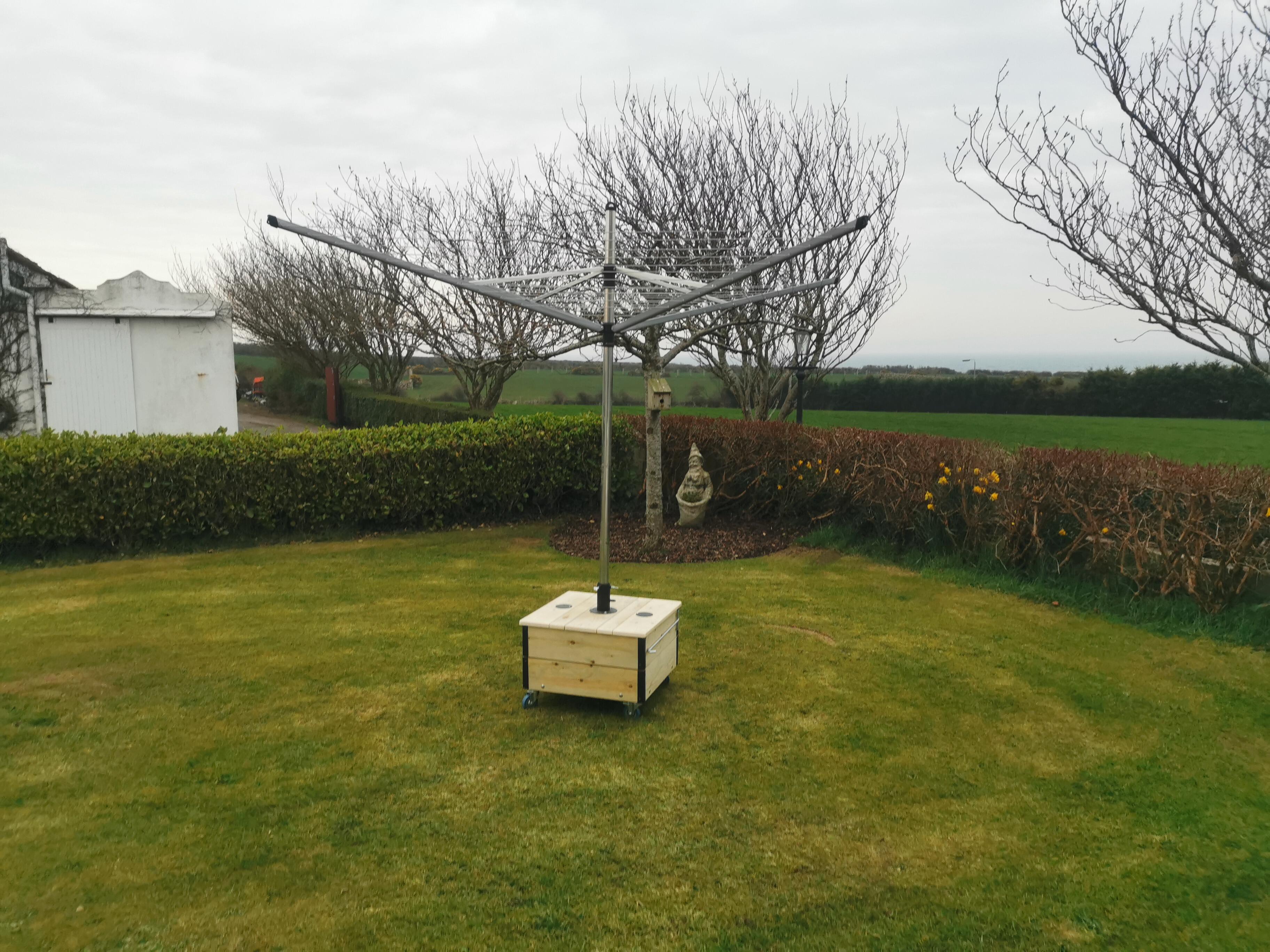 Cloth Line Base Rotary Clothes Line Base Fully Mobile 100kg Water or Sand