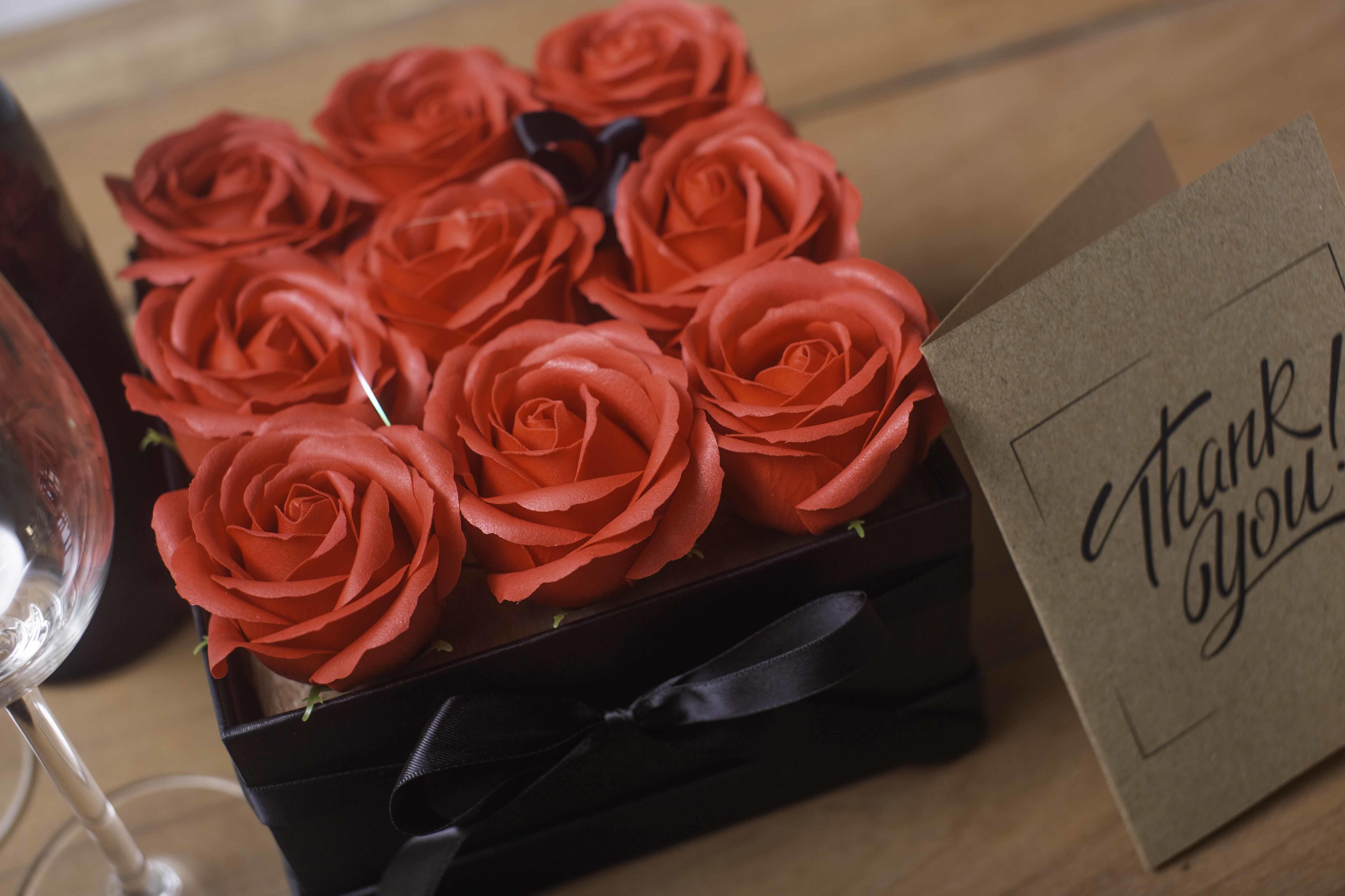 Square Soap Roses Soap Flower Gift Bouquet - 9 Red Roses - Square
