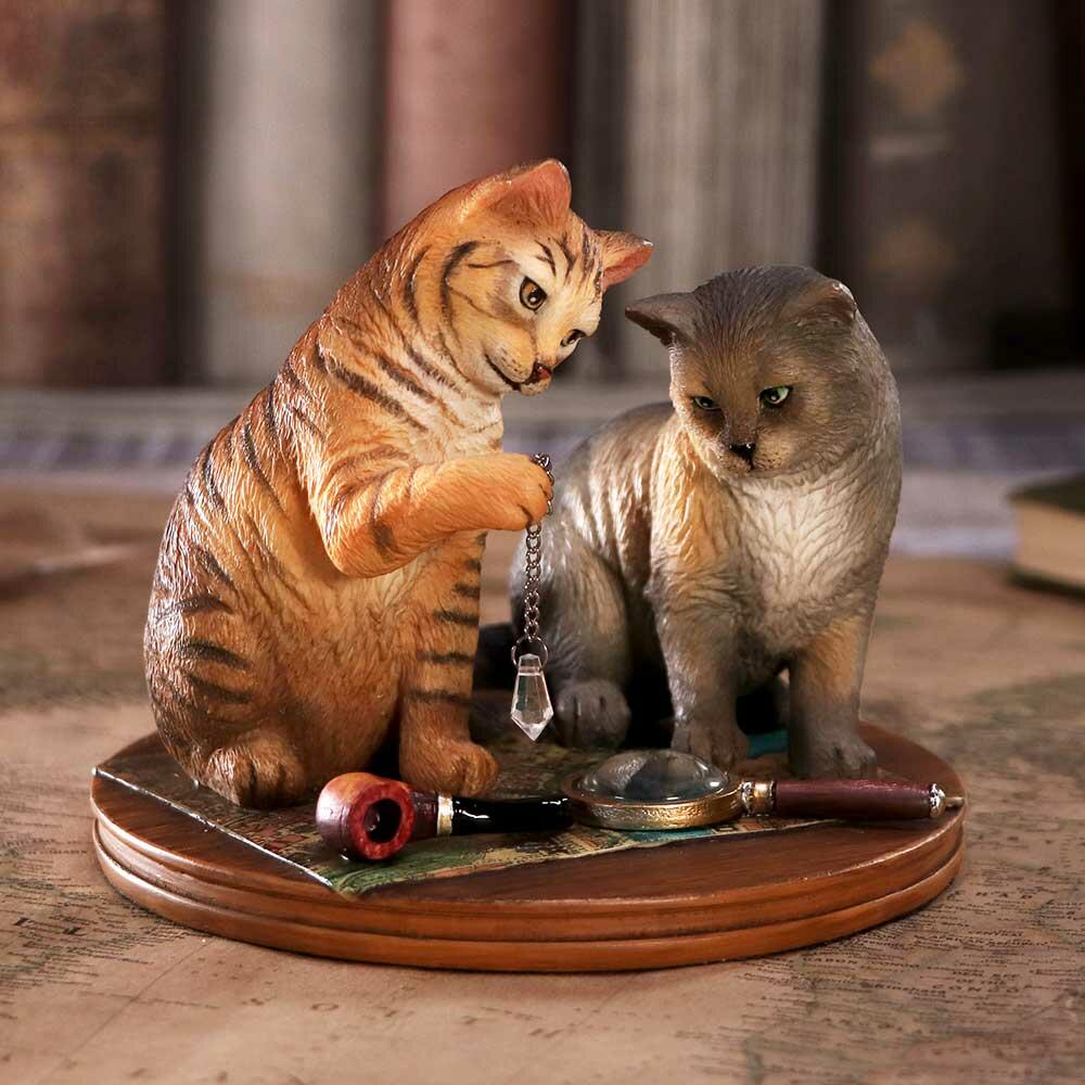 Fifth image for Lisa Parker Purrlock Holmes Cats Figurine 10.5cm
