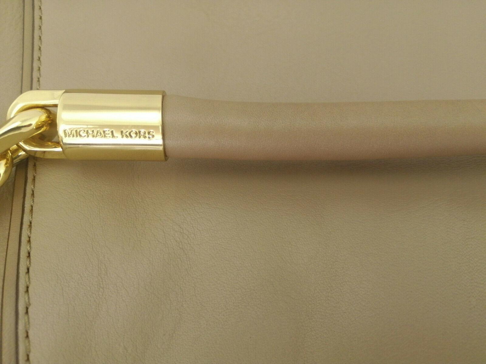Michael Kors Beige Bag strap logo