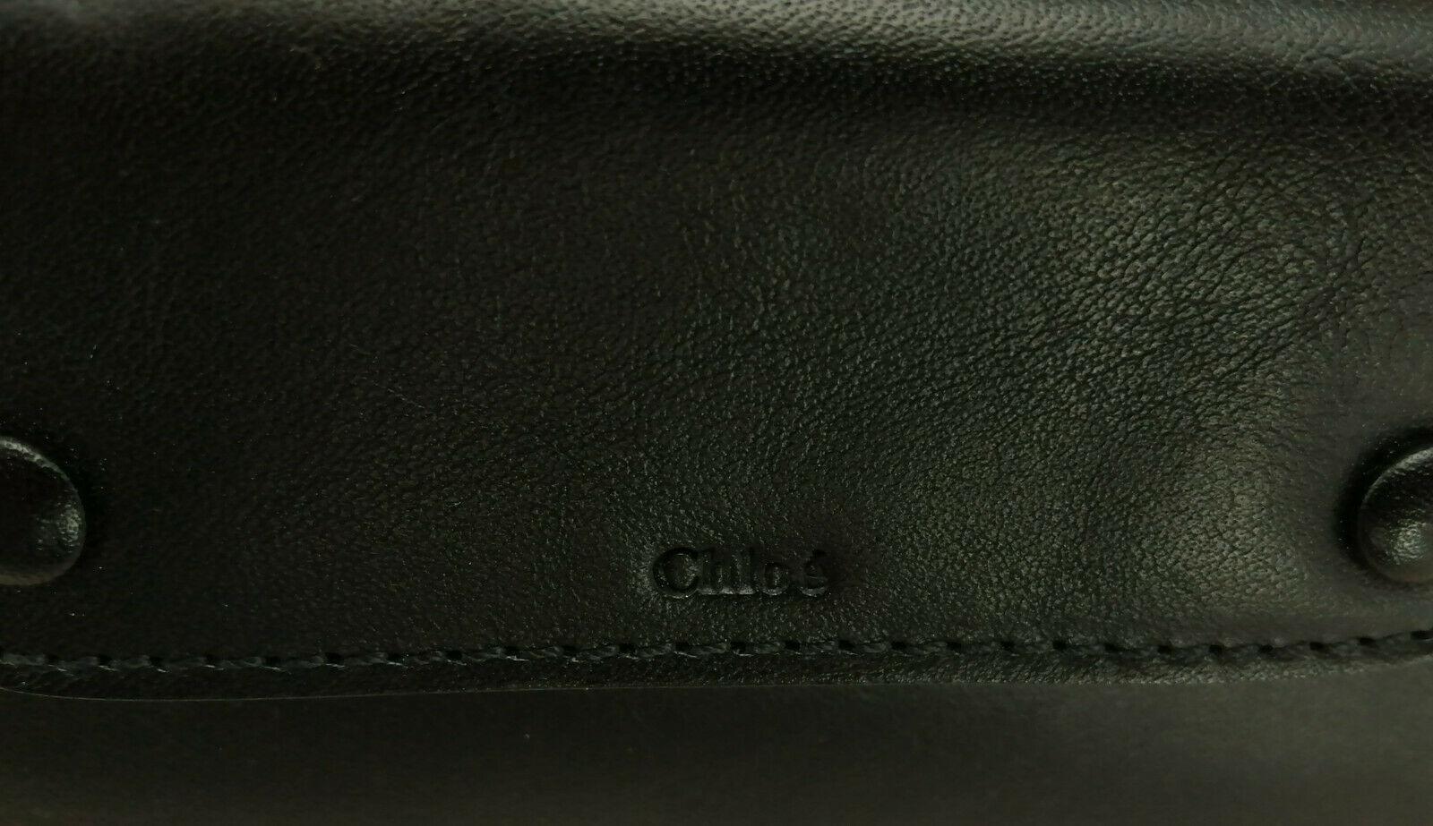 Chloé Shoulder Bag  logo