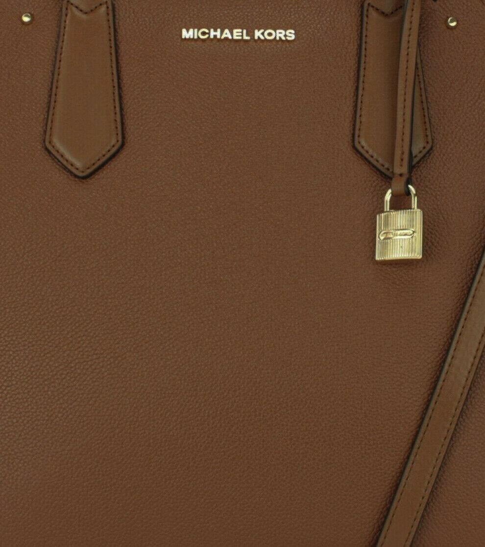 Michael Kors Medium to Large Brown Handbag logo