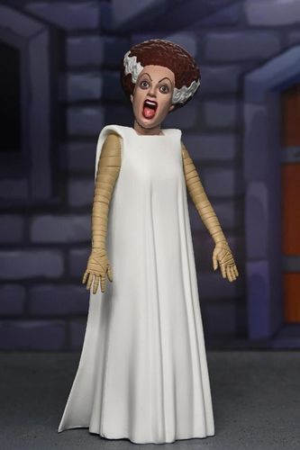 NECA The Fog Clothed Captain Blake Oficial - Brinquedos e Colecionáveis