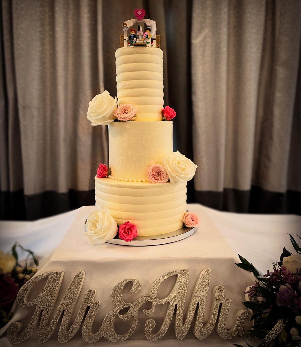 新品 FIN-NOR wedding cake　№3 Wedding Cake Three Tier - Design 4a (LCO)