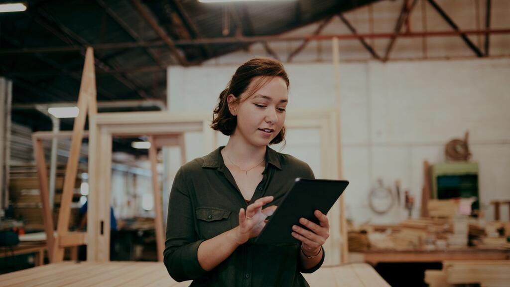 The Changed B2B Buyer Journey: Embracing the Online Shift