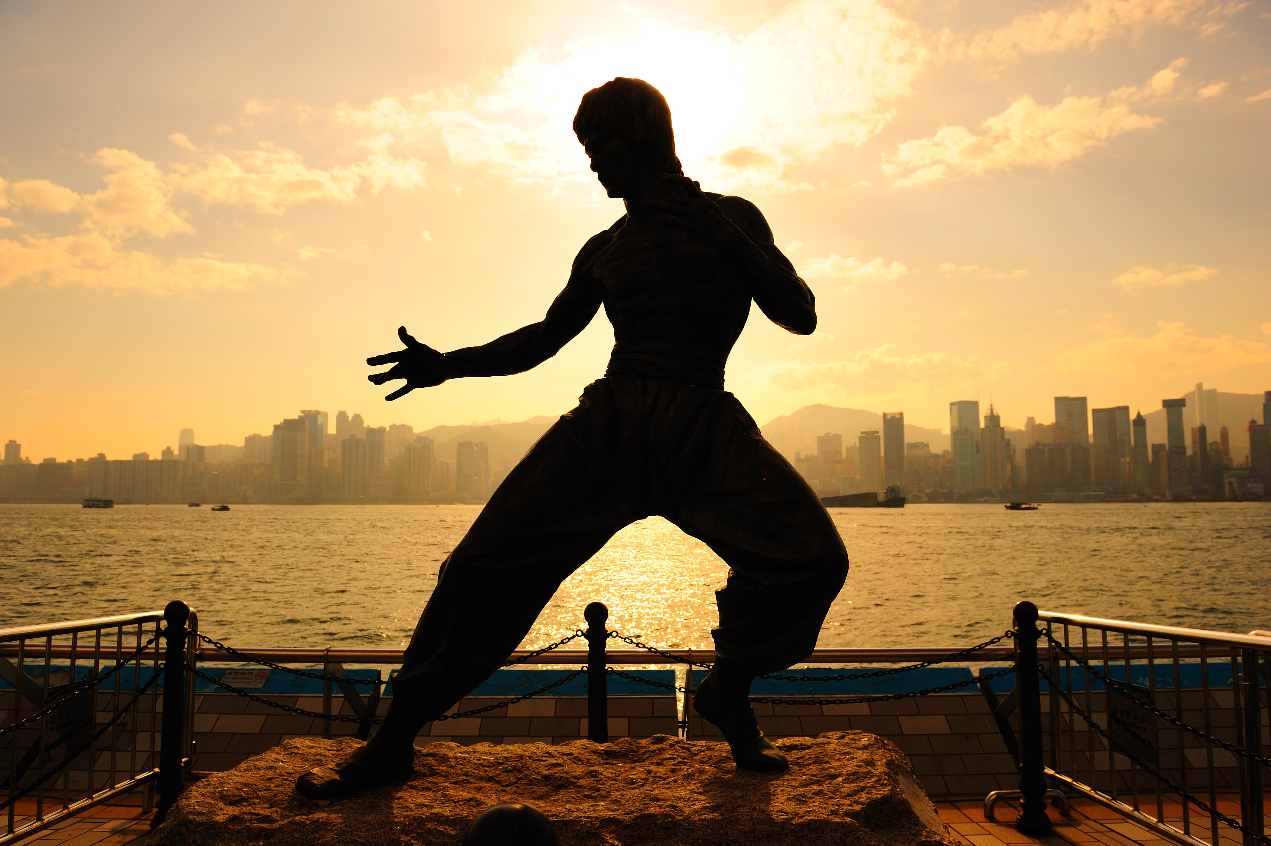 Iconic Bruce Lee Statue in Hong Kong