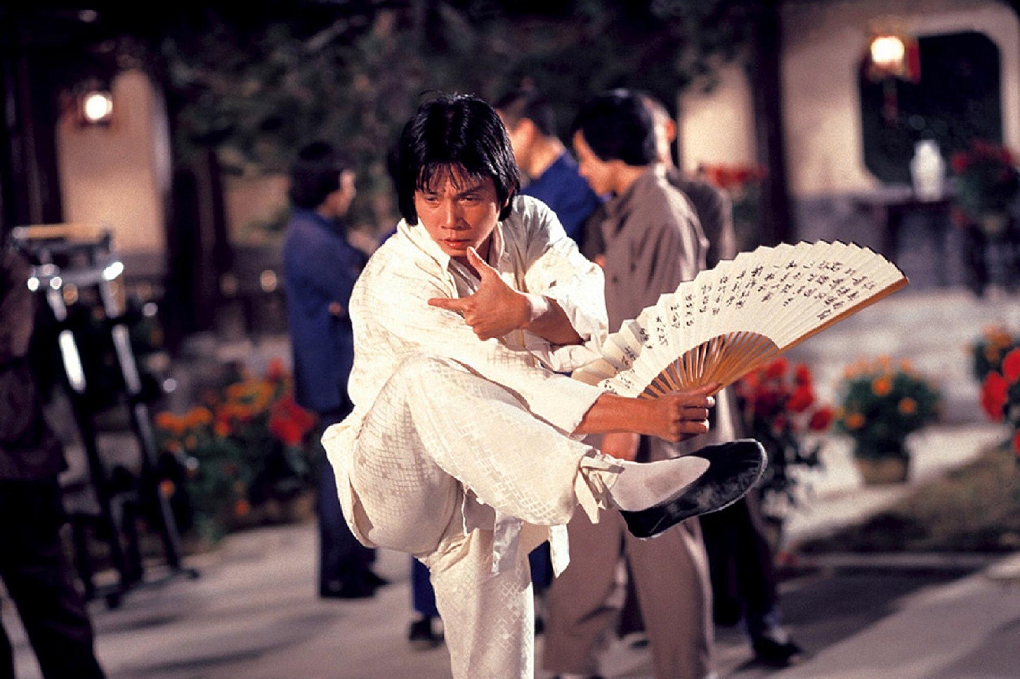 Grandmaster, Lau Kar-leung, performing a classic Kung Fu sequence with a fan for the movie, Mad Monkey Kung Fu (1979), in which he also starred and directed. The fan work is both elegant and deadly, blending martial arts with traditional Chinese theatrical flair.