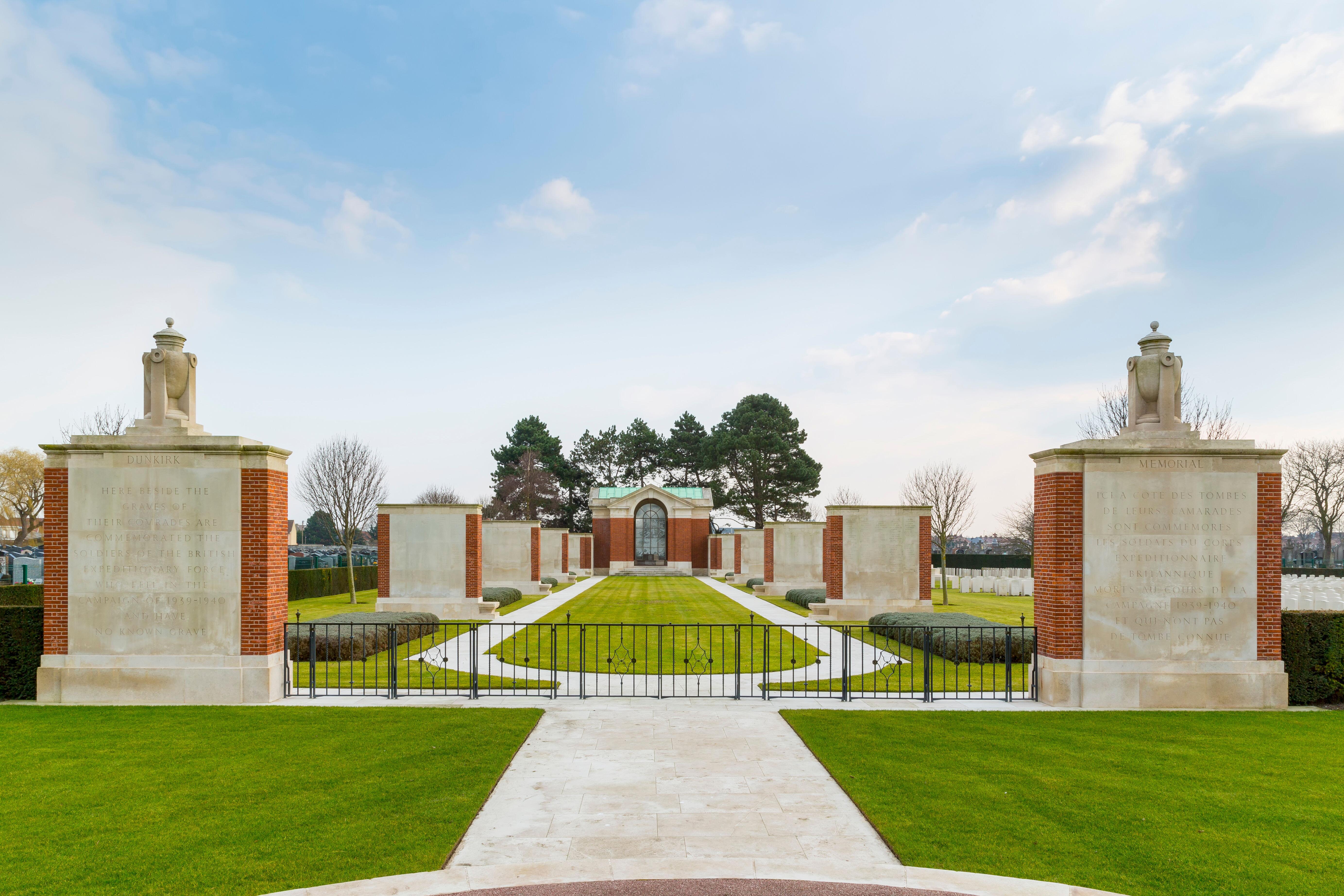 The Commonwealth War Graves Commission CWGC DUNKIRK MEMORIAL CEMETARY, Dunkerque, France