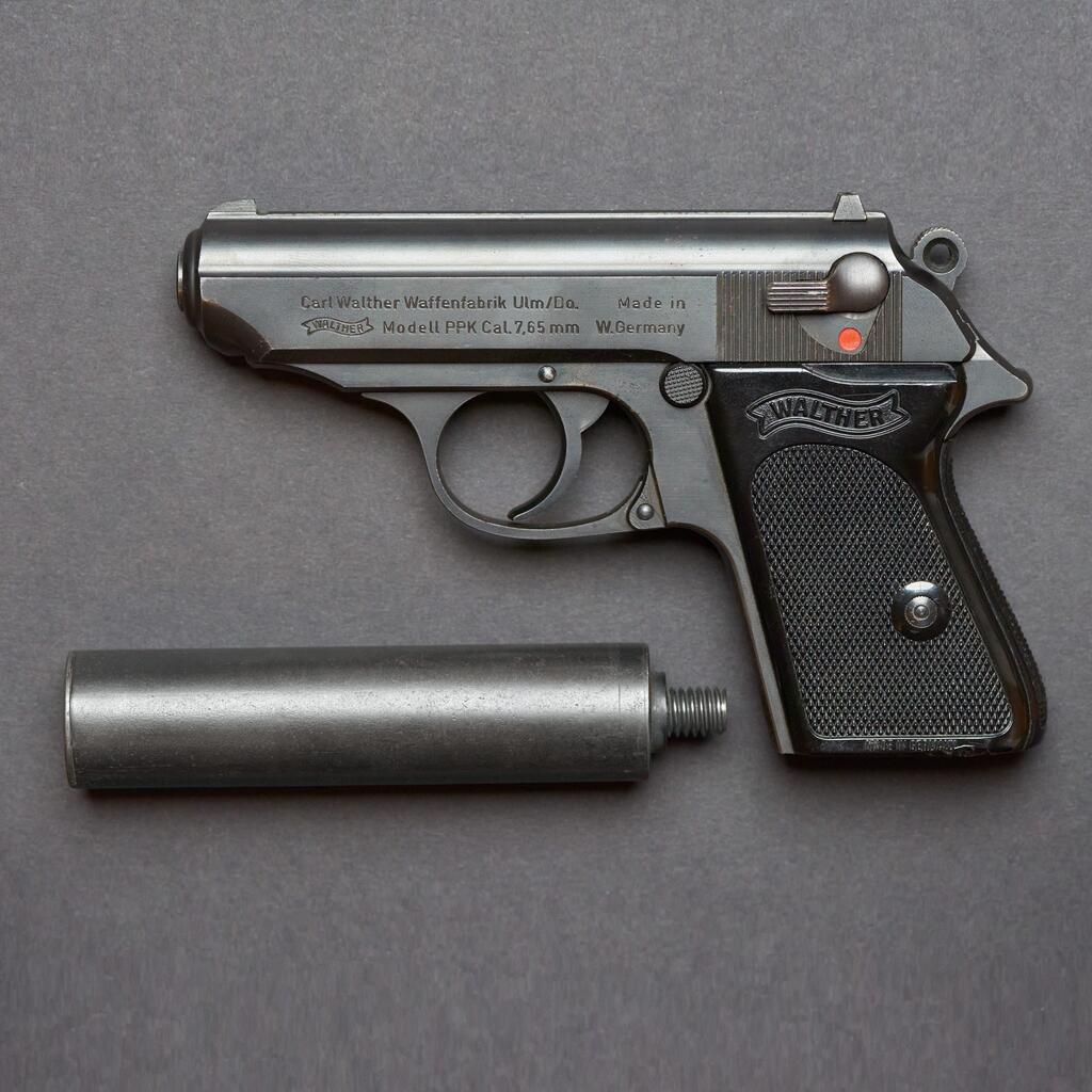 Screen-Used vs. Replica Props: What’s the Difference?