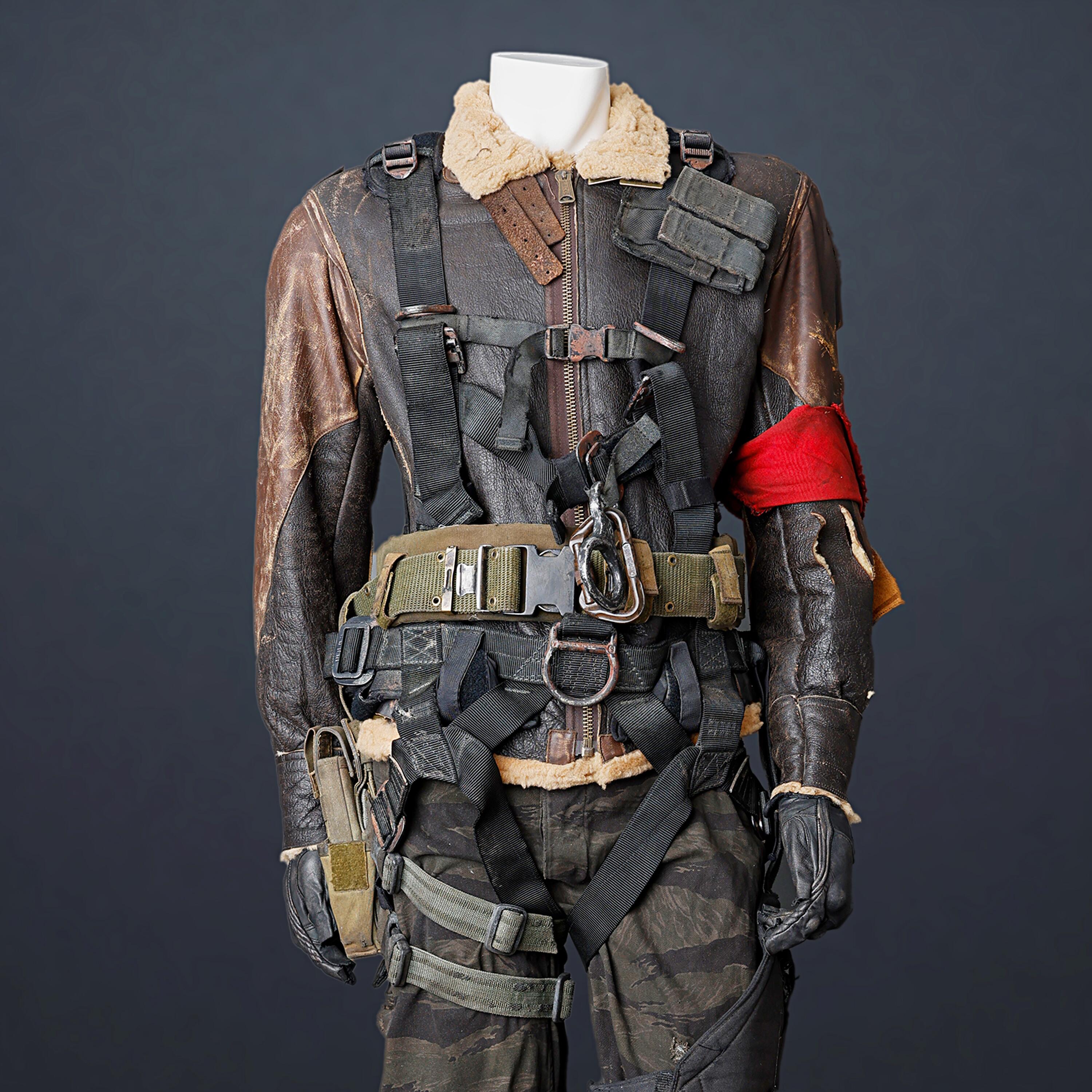 Terminator Salvation - John Connor's Screen-Matched Leather Jacket Costume worn by Christian Bale- zoomed in