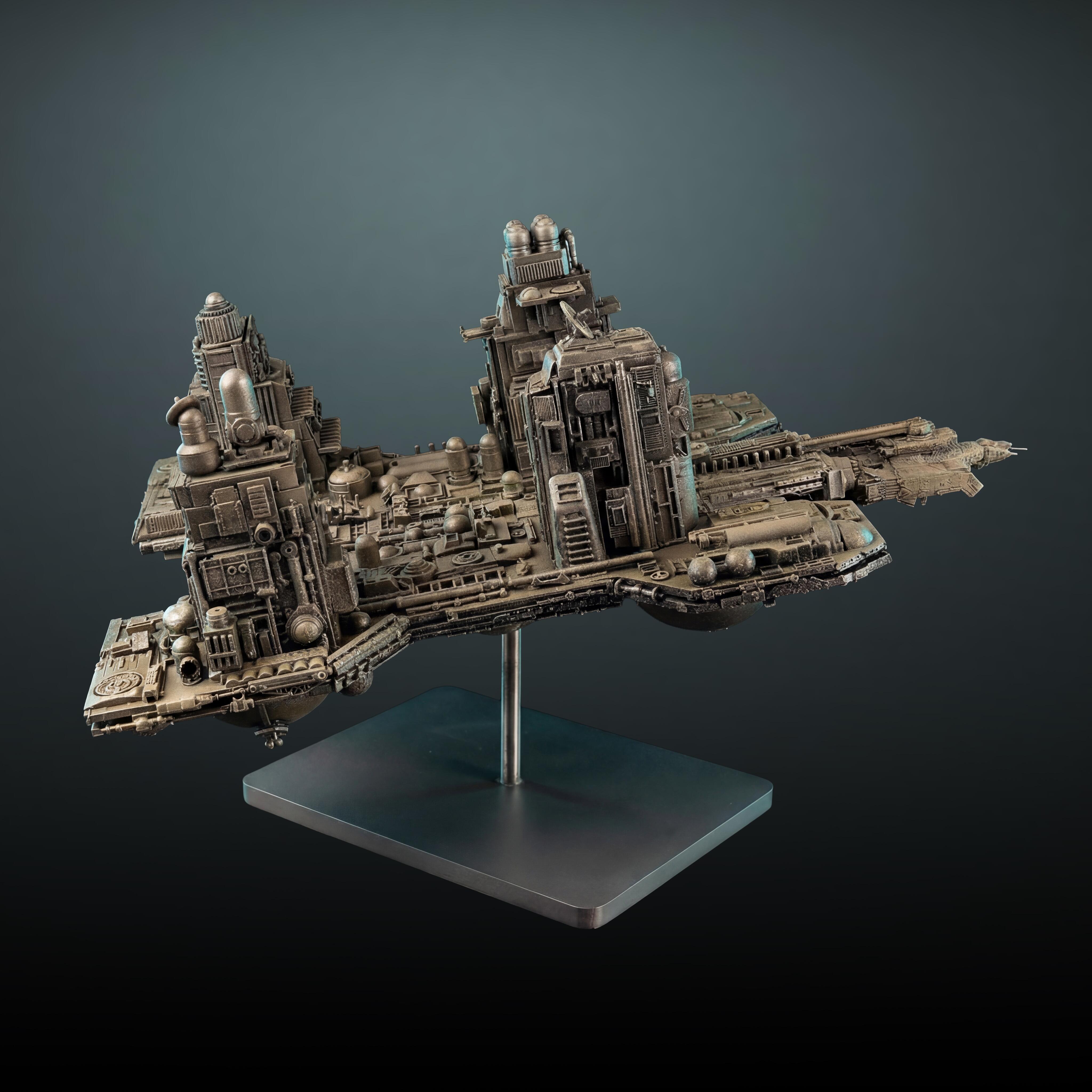Alien - Scratch-Built Replica Model of the USCSS Nostromo with Oil Refinery - Kudos Memorabilia