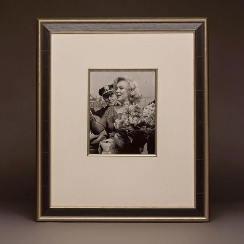 Marilyn Monroe with Flowers by Eli Attar
