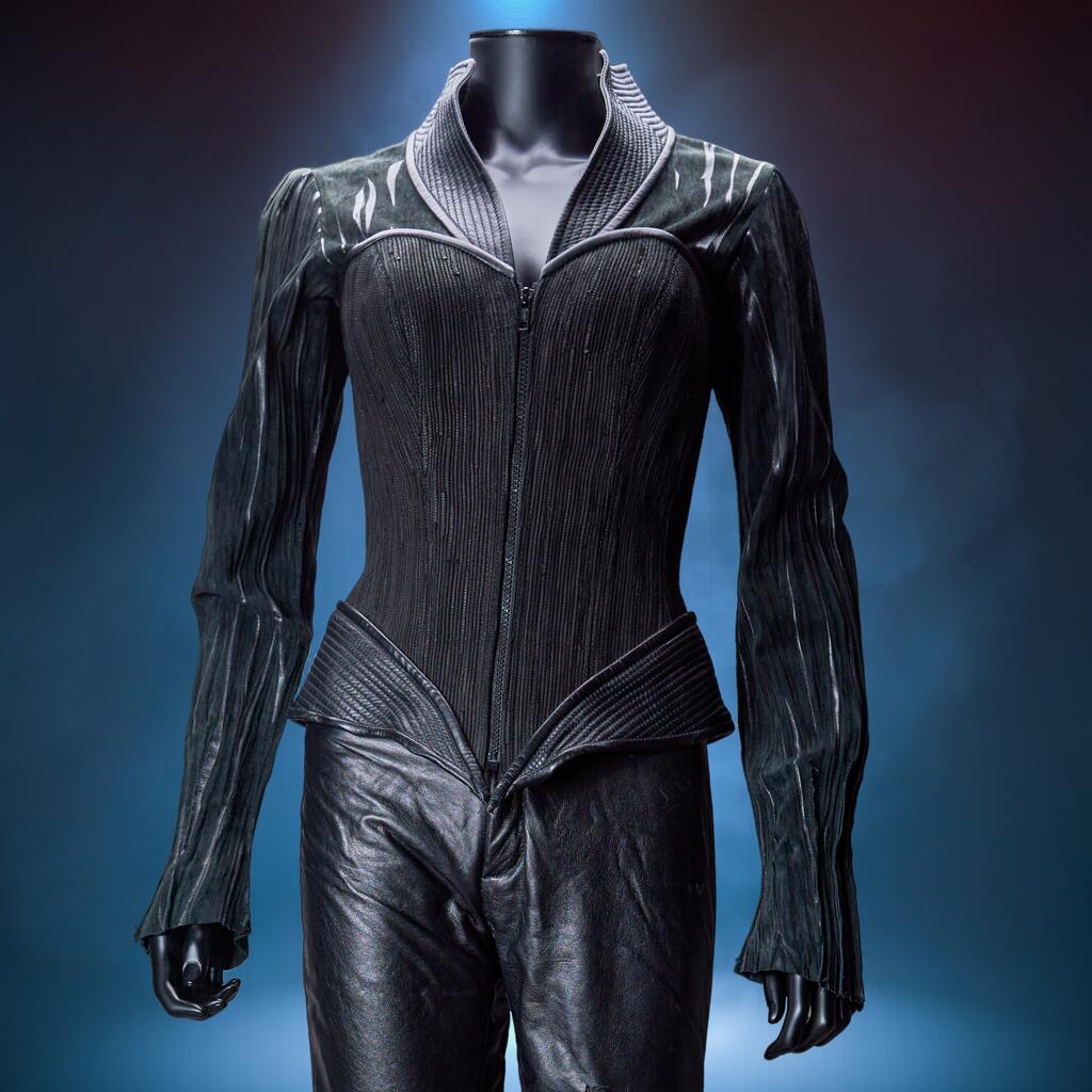 Exploring the Fascinating World of Screen-Used Props and Costumes Collecting: A Passion and Investment Opportunity