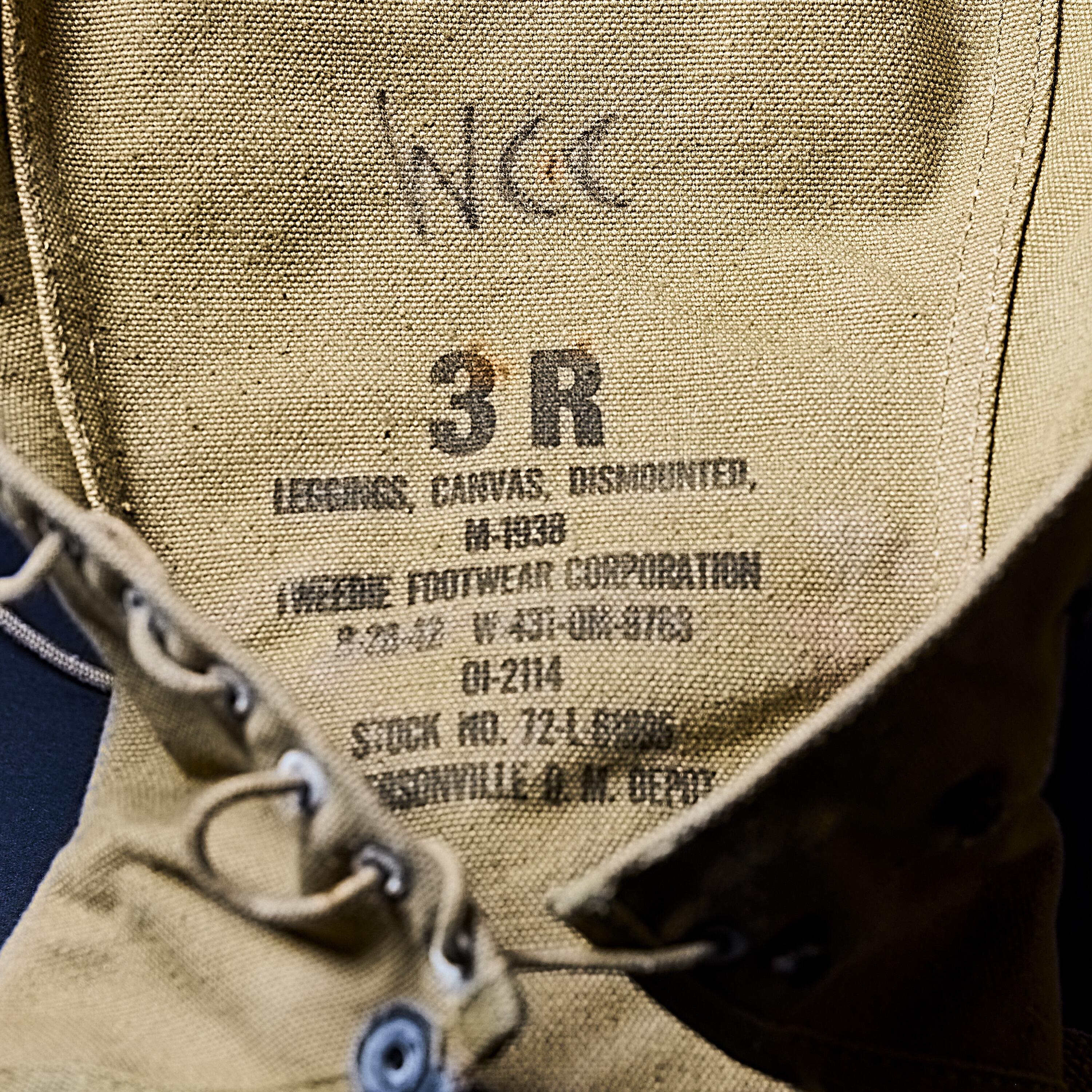 Saving Private Ryan -  Captain Miller's (Tom Hanks) part Army Ranger Costume