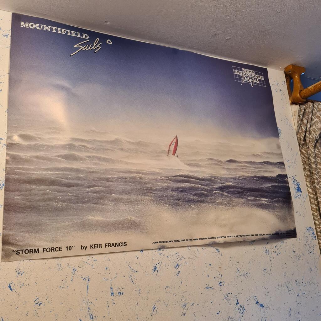 Hot or what.. We missed John's Goodbye.. Boards arrived and more Wind to come!