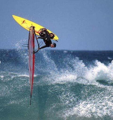 Chilled again, Tucker don't mind, Naish launch Three and Dan's on our minds.