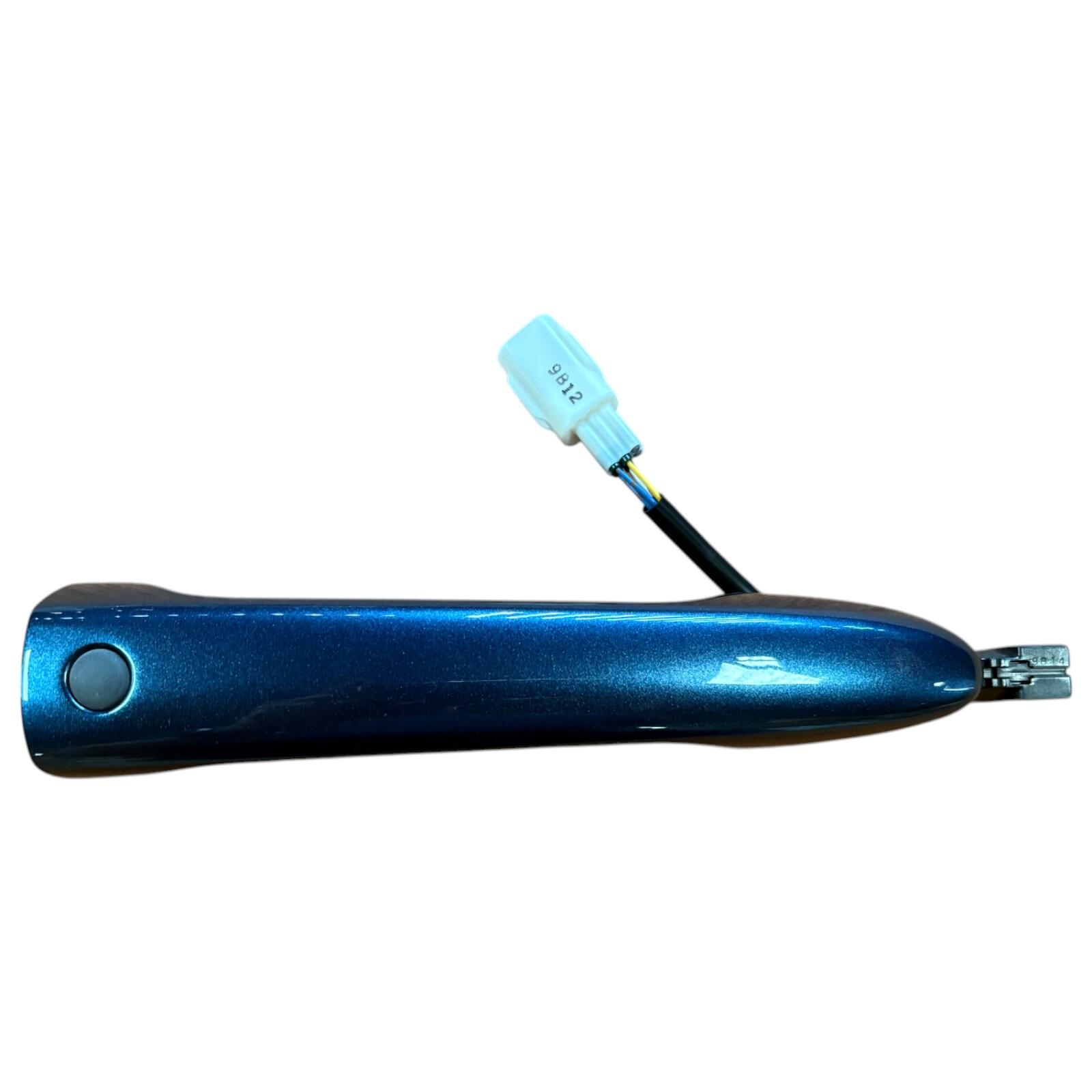 Genuine Mazda CX-5 RH OS Front door handle (blue) — part number KD475941XG2P