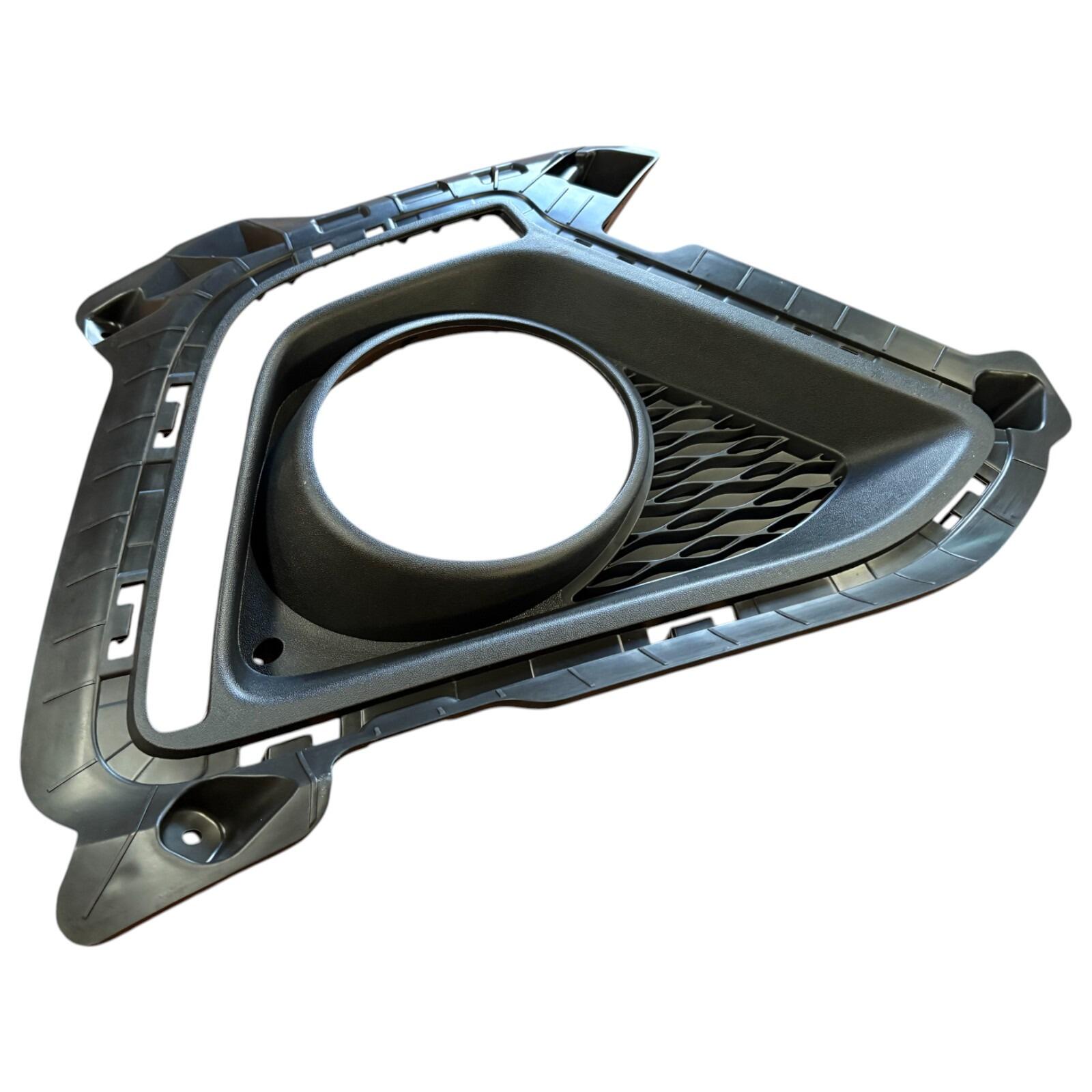 Genuine Hyundai i10 (14) RH OS Front lamp cover 86528B9010