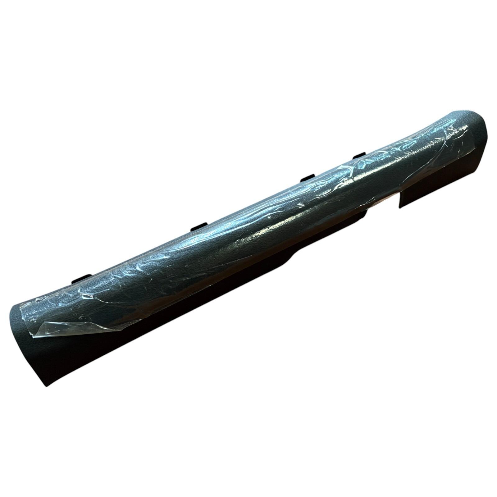 Genuine Hyundai Tucson (16) RH OS Inner sill cover 85881D7000TRY